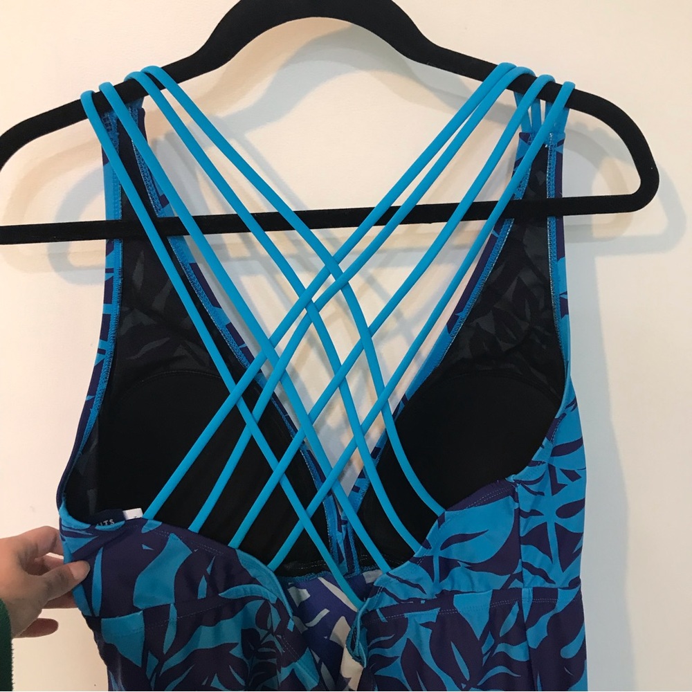 Swimsuits for All Blue Floral print Bathing Suit top Tankini 24 Criss cross - Picture 3 of 14